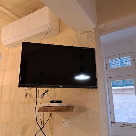 Ta' Wenzu Apartment Биргу Екстериор снимка